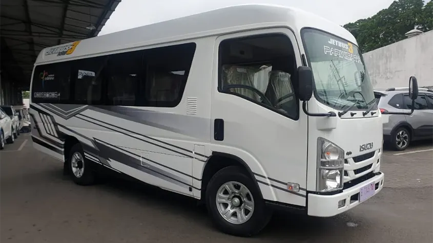 Harga Isuzu Elf Long Adiputro Baru & Bekas