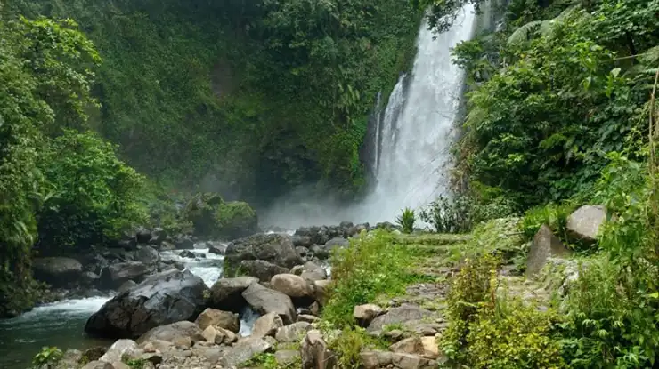 Curug Gomblang