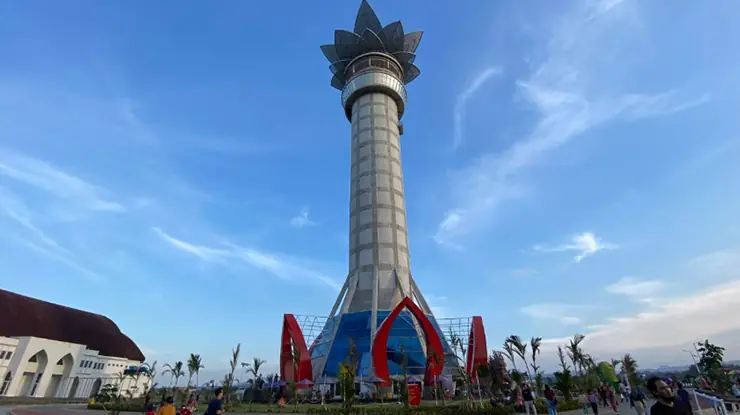 Menara Pandang Teratai